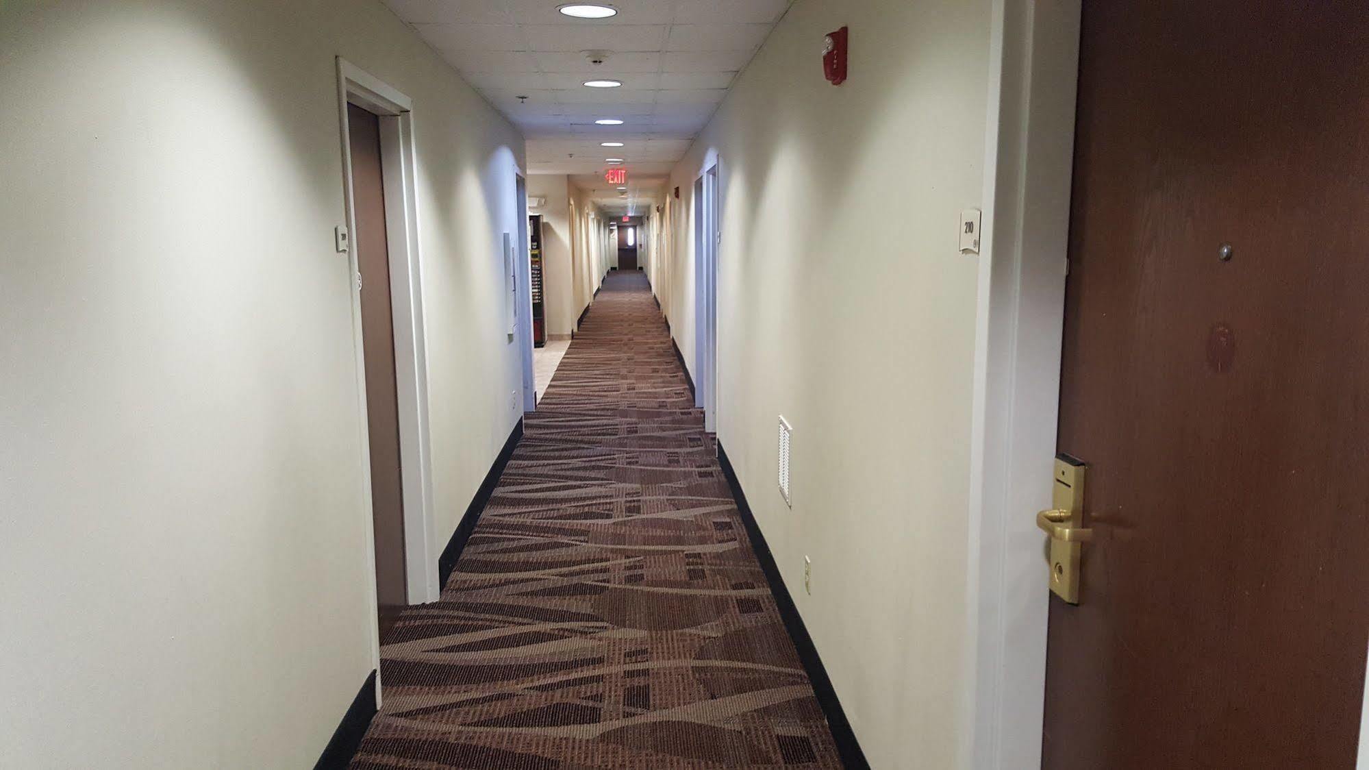 Quality Inn & Suites North Lima - Boardman Exterior foto