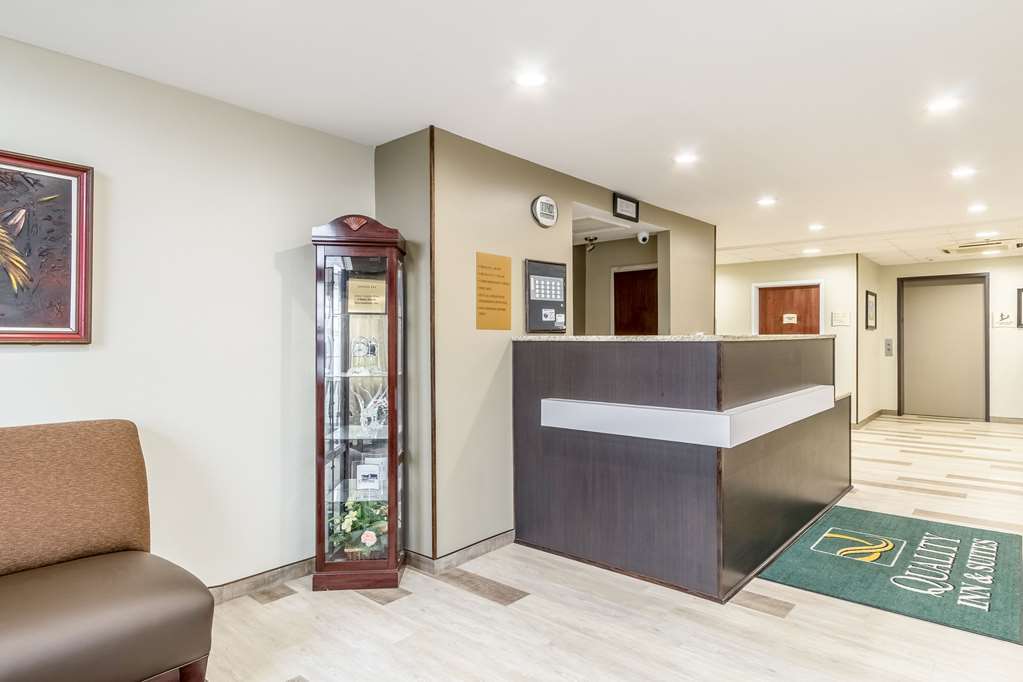 Quality Inn & Suites North Lima - Boardman Interior foto